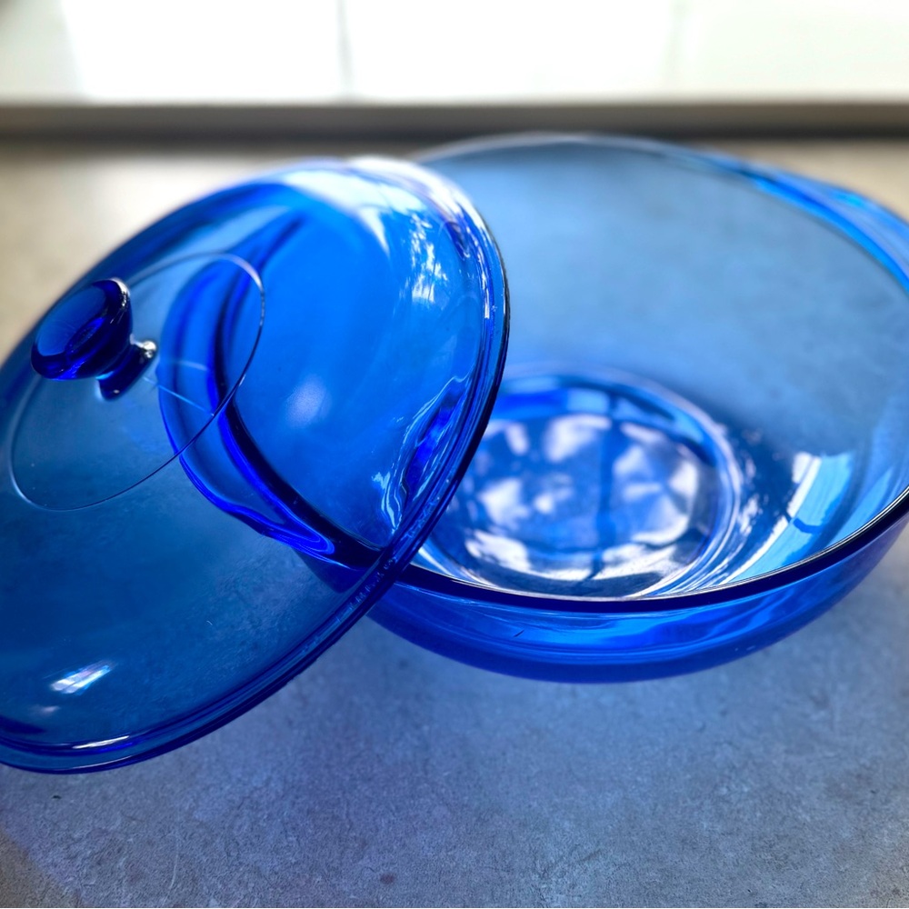Vintage Pyrex Cobalt Blue 024 Lidded Casserole Serving Bowl Dish 2 Qt 2 Liter